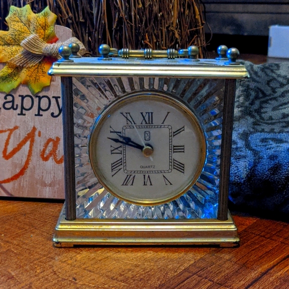 Clock - Picture 1 of 4